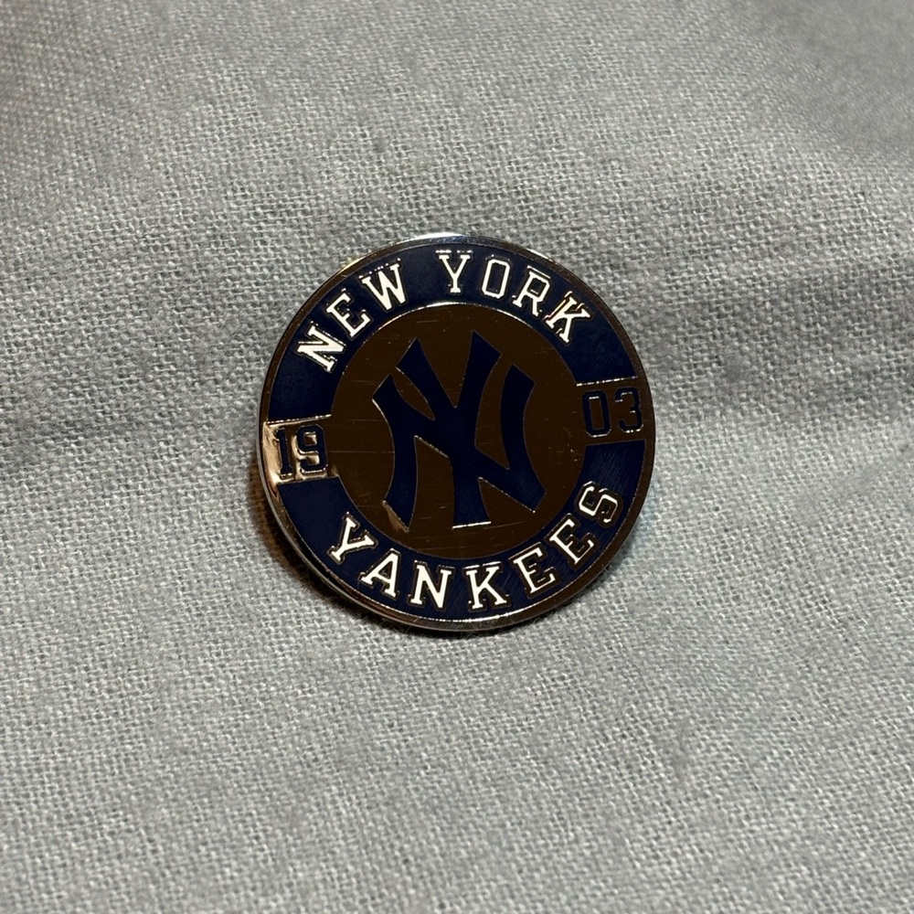 New York Yankees Collector Pin